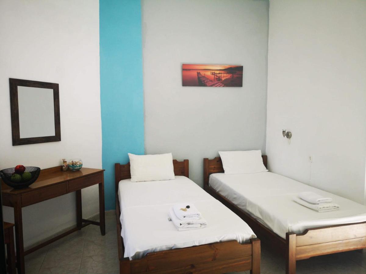 Orthi Ammos Hotel Frangocastelo Exterior photo