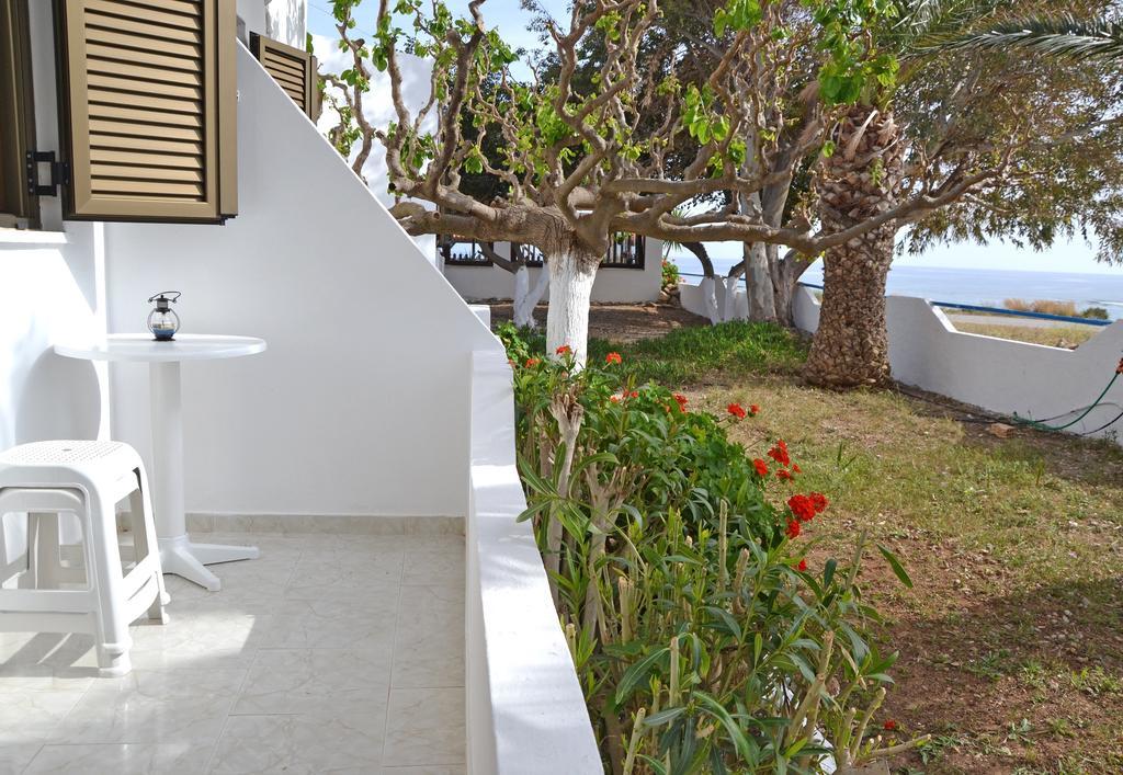 Orthi Ammos Hotel Frangocastelo Exterior photo